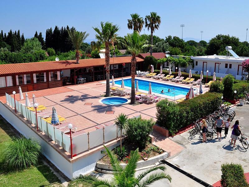 Sandys Studios Apartments And Log Villas Psalidi  Exterior foto